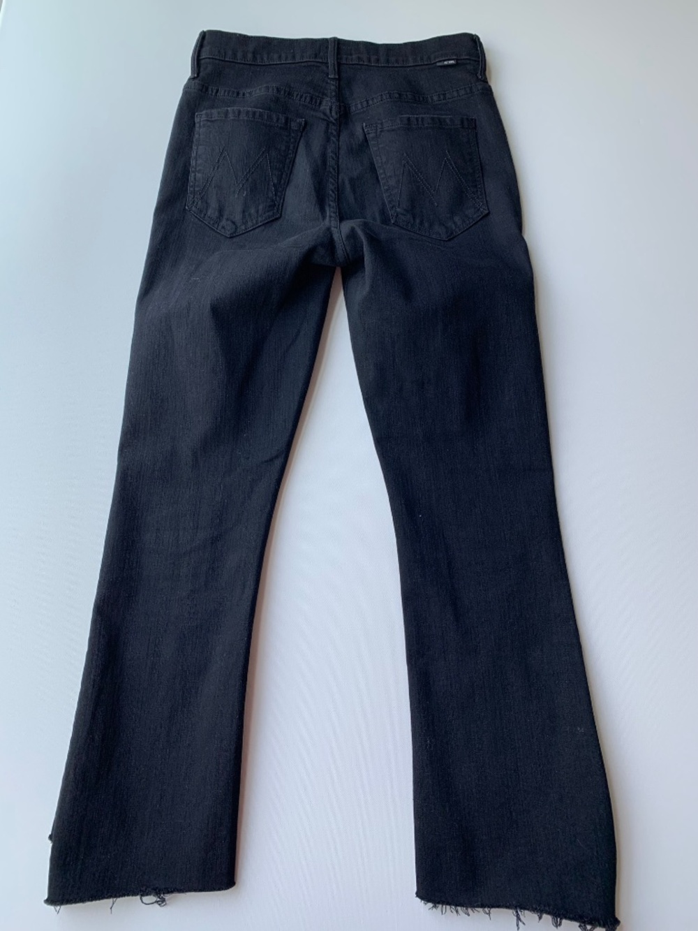 MOTHER The Insider Crop Step Fray jeans Women's Size 28 in Black - Picture 6 of 16